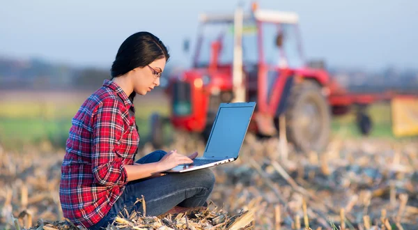 Tecnologías de la Información y Comunicación Agro 1D